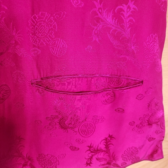 VINTAGE DOUBLE HORSE MAGENTA SILK ASIAN PATTERN PUFF VEST SIZE MEDIUM/LARGE EUC - Picture 5 of 9